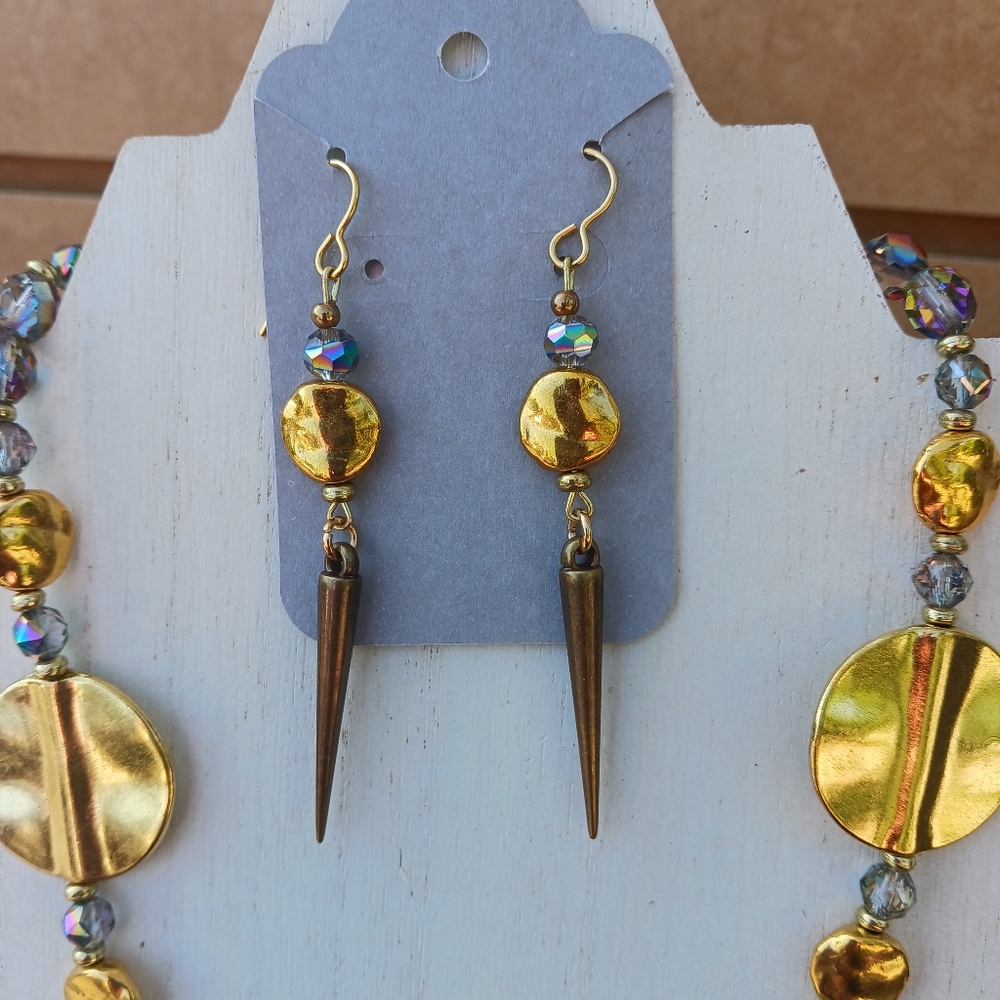 Aura geode druzy pendent necklace w/🔥polished glass beads w/ matching earrings - Picture 2 of 7